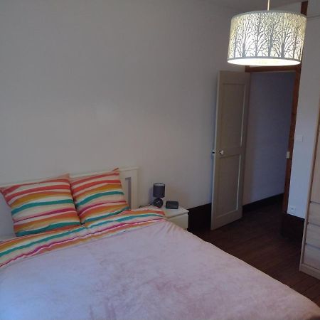 Appartement 1Er Etage Proche Des Termes Бурбон-ле-Ба Екстериор снимка